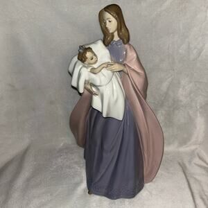 Lladro NAO Spain - Woman With Child - Mothers Touch Figurine #1300
